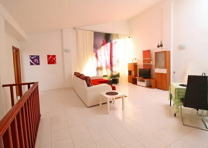 Ξενοδοχείο Holiday Duplex Esmeralda Κάλπε